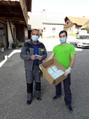 Gasilci raznasajo maske, foto arhiv PGD Volcje Njive